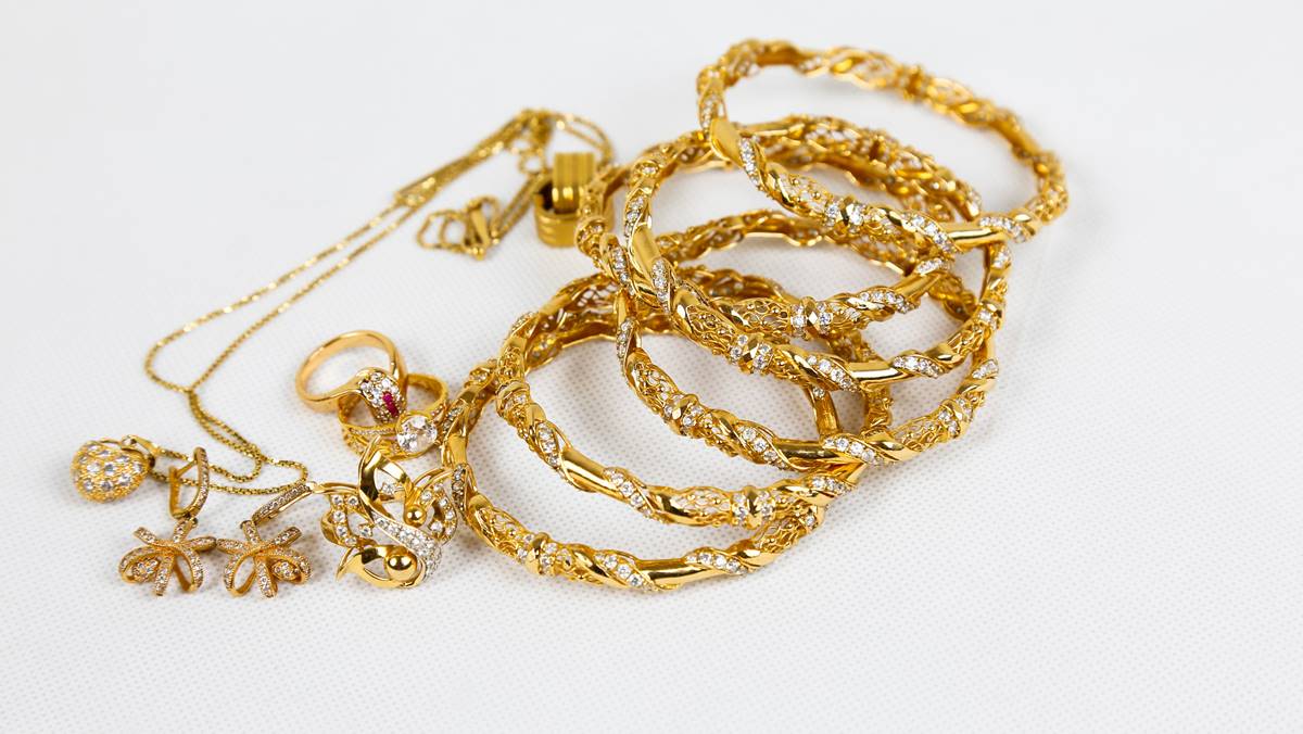 Gold Jewelry, Jewelry Industry